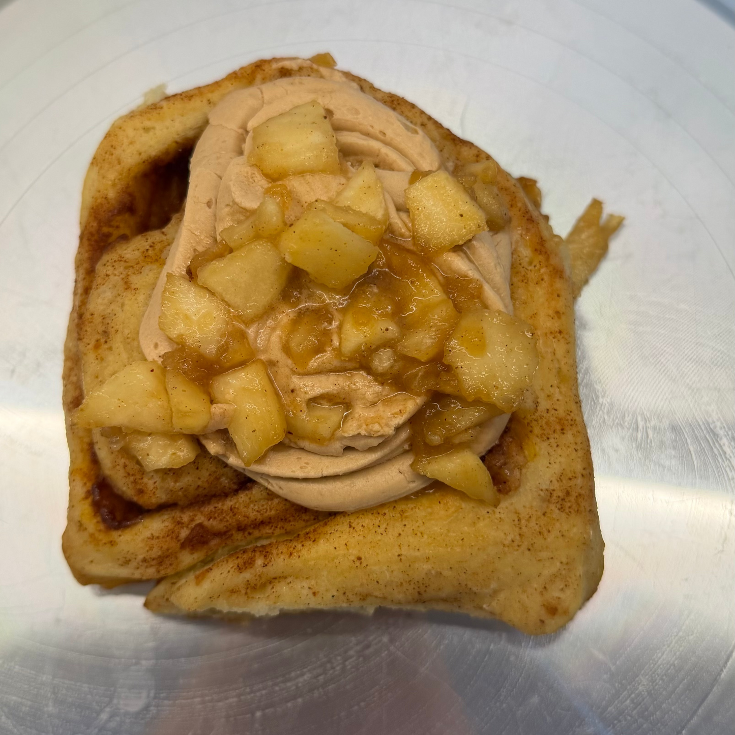 ROLL Caramel & Apple Cinnamon Sourdough