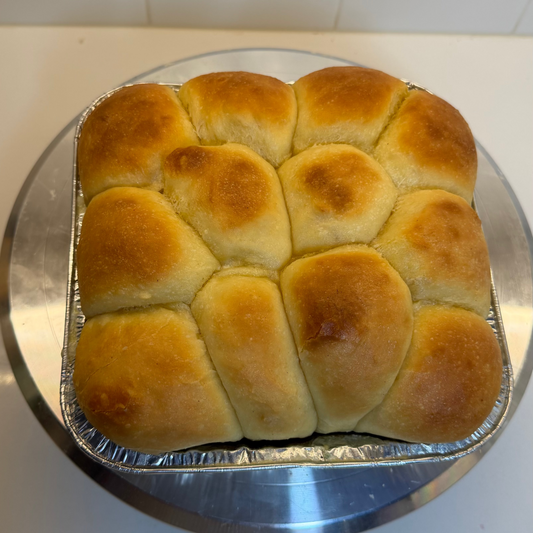 b Dinner Rolls Sourdough NEW🥖