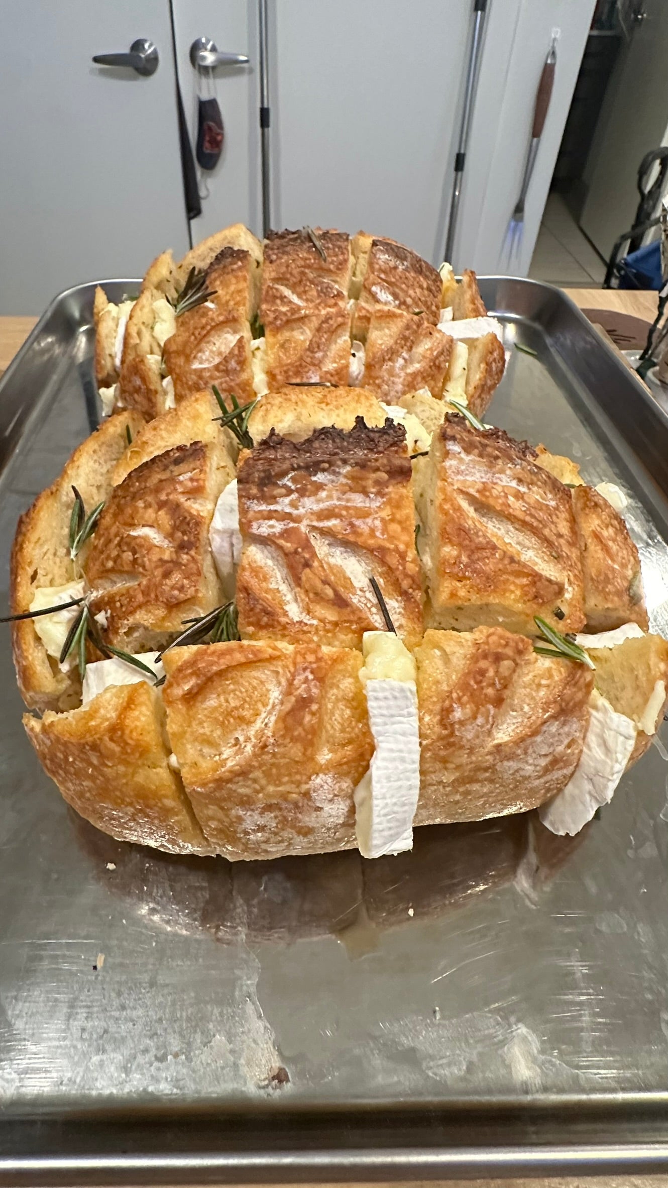 Bread Cranberry Brie Pull-Apart Sourdough Bread